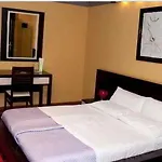 House & Restaurant Szálloda 4*