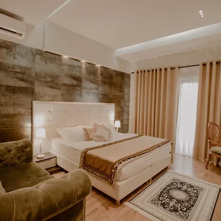 House & Restaurant 4*