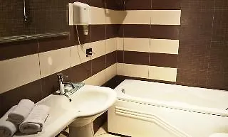 Отель House & Restaurant