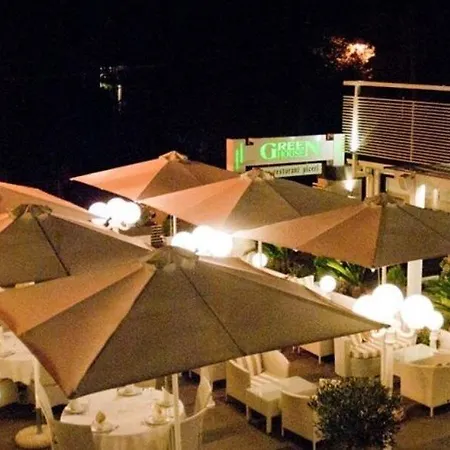 House & Restaurant 4* Tiran