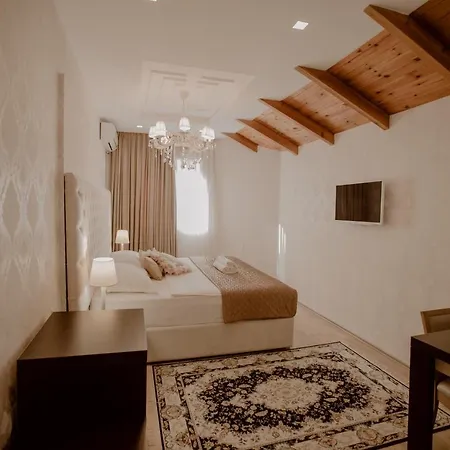 Otel House & Restaurant