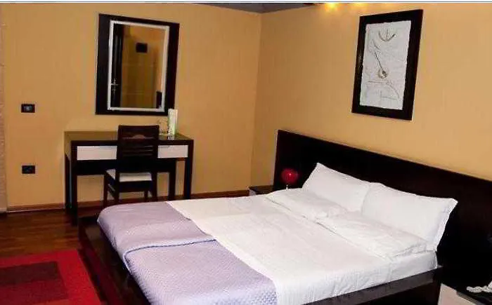 House & Restaurant Szálloda 4*