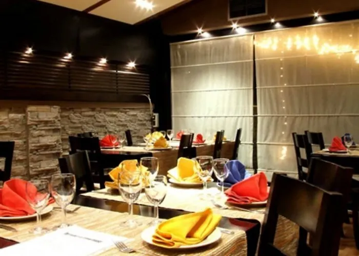 House & Restaurant Szálloda