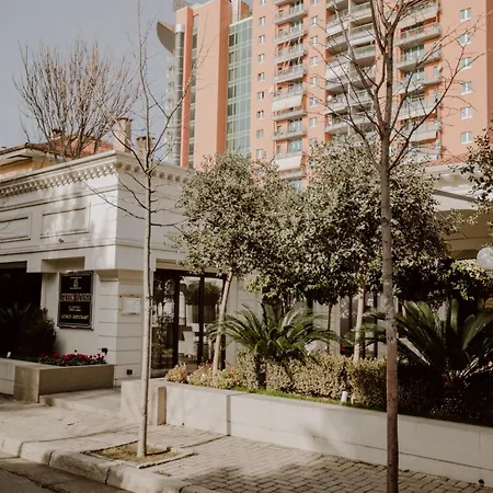 House Hotel&restaurant 4*