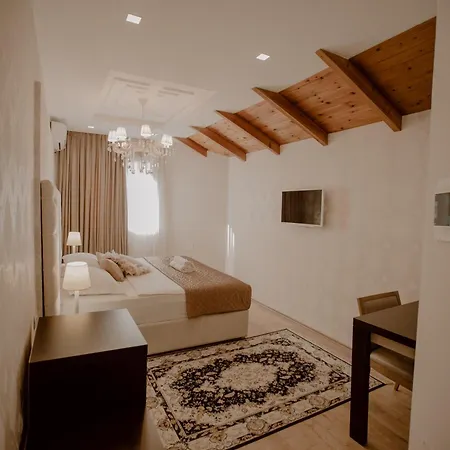 House Hotel&restaurant 4* Tirana