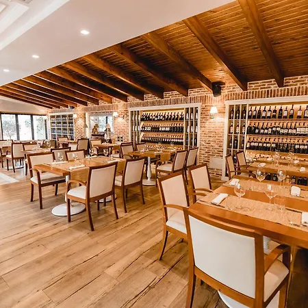 House Hotel&restaurant 4*