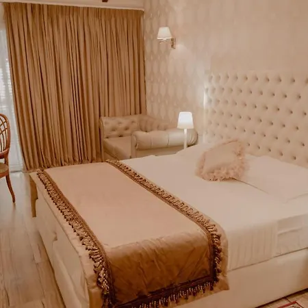 House Hotel&restaurant 4* Tirana