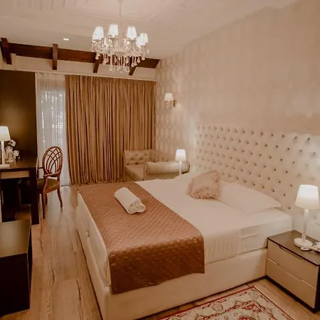 Hotel House Hotel&restaurant 4*