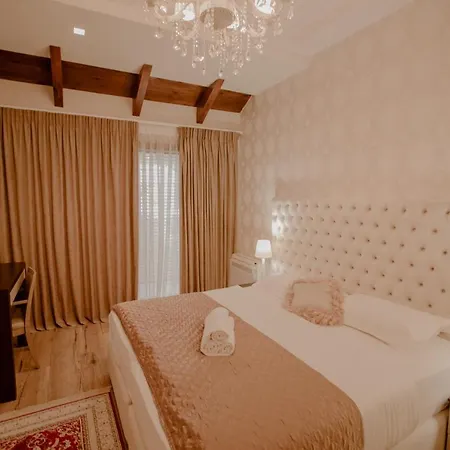 House Hotel&restaurant 4*
