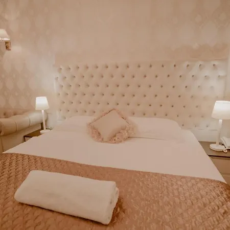 House & Restaurant Tirana