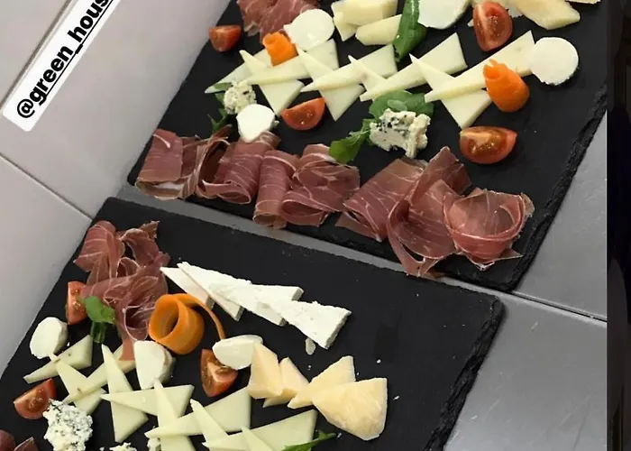 House & Restaurant 4*