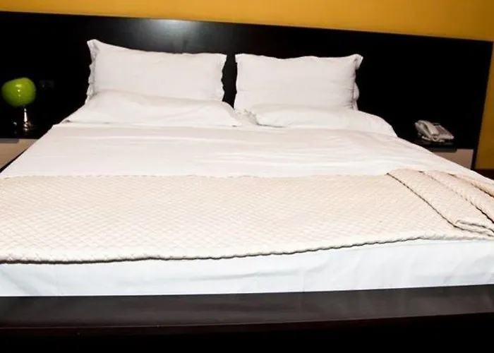 Hotel House Hotel&restaurant