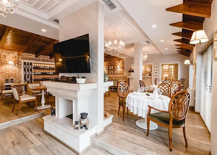 House & Restaurant Hotel