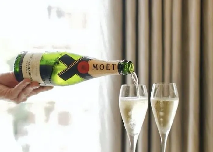 House & Restaurant Hotel