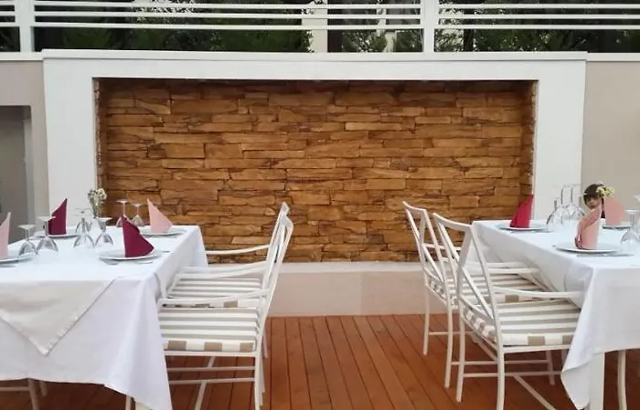House Hotel&restaurant Tirana
