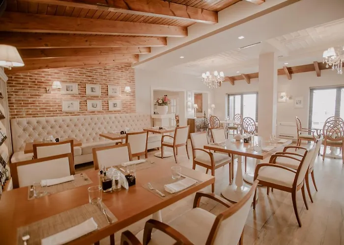 House & Restaurant