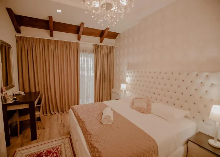 House Hotel&restaurant 4*